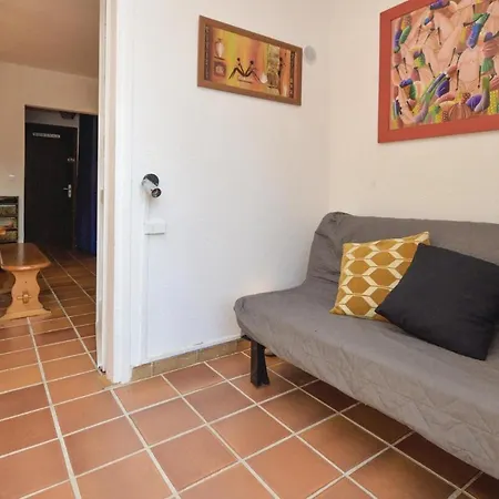 Hébergement de vacances Stunning In Borgo With 1 Bedrooms And Wifi *